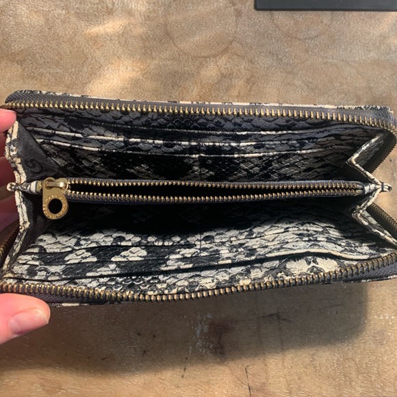 Marc Jacobs Wallet - Picture 4 of 4